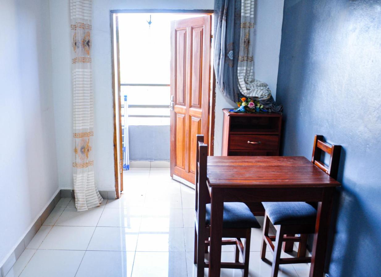 Les Logis De Nouvelle Route Bastos Apartment Yaounde Exterior photo