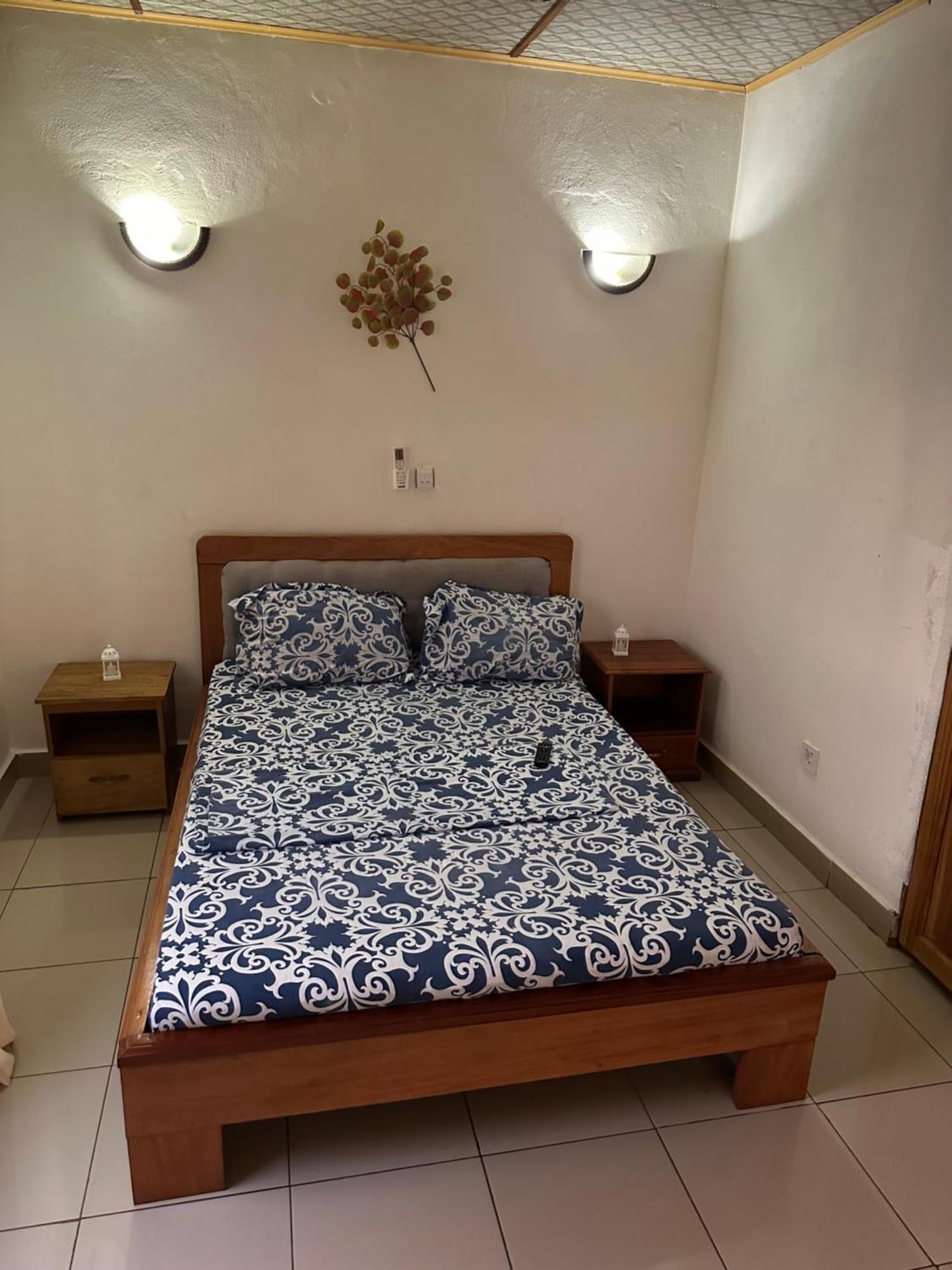 Les Logis De Nouvelle Route Bastos Apartment Yaounde Exterior photo